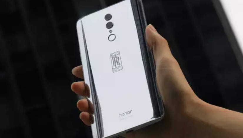 Honor Note 10 dostane limitovanou edici. Je libo telefon se značkou Rolls Royce za 40 tisíc korun?
